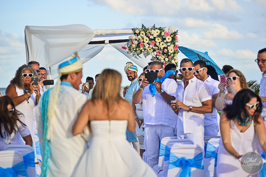 Professional Wedding Photographer The Reef Playacar Hotel